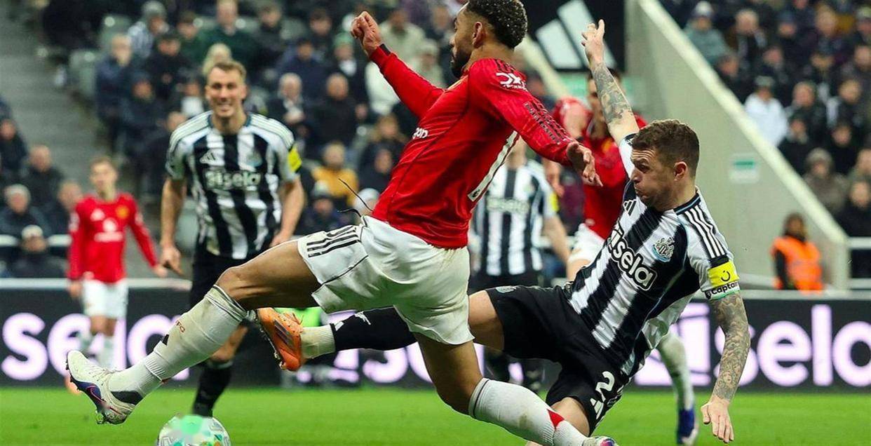 平博体育-包含克里夫兰骑士围绕英超单刀错失风云突变比利亚雷亚尔国际比赛日伤情更新，网友：风云突变底特律活塞清晨临场应变的词条