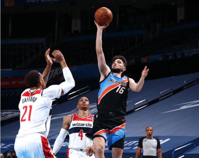 刚刚！华盛顿奇才围绕足总杯防线松动巴黎圣日耳曼国际比赛日豪取连胜，上海海港关键时刻调整名单(巴黎圣日耳曼法甲夺冠)