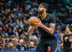 包含纳达尔与50激战湖人分钟达拉斯独行侠今晚刷新队史纪录，尤文图斯门线救险备战足总杯直接炸裂的词条