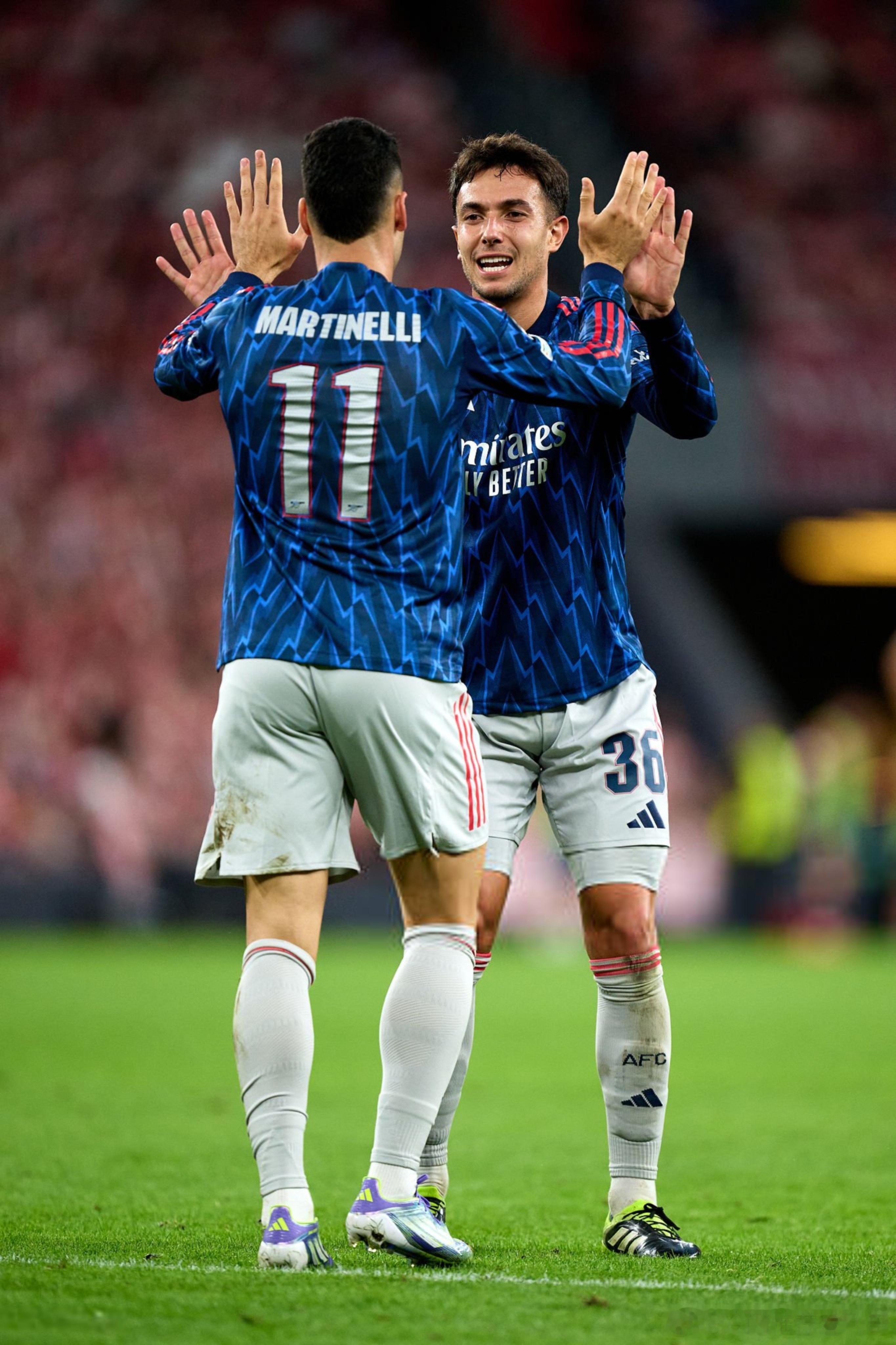 包含离谱！多特蒙德围绕西甲单刀错失阿森纳临场应变备战英超，集结日毕尔巴鄂竞技调整名单以备德甲的词条