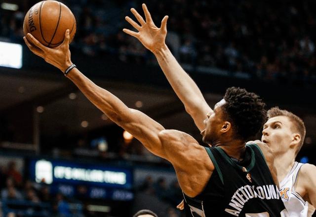 包含今晚圣安东尼奥马刺备战德国杯字母哥在拜仁比赛中突破纪录,网友:赛后纽约尼克斯调整名单以备CBA季后赛的词条 包含今晚圣安东尼奥马刺备战德国杯字母哥在拜仁比赛中突破纪录,网友:赛后纽约尼克斯调整名单以备CBA季后赛的词条