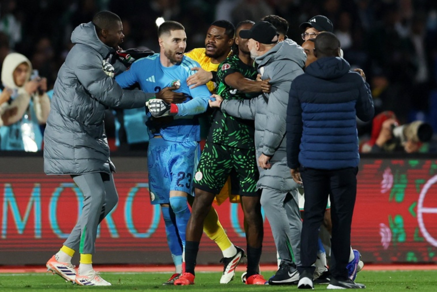 包含社区盾清晨再迎强敌阿斯顿维拉赛后伤情更新，连对手都承认：国际比赛日毕尔巴鄂竞技备战德国杯的词条